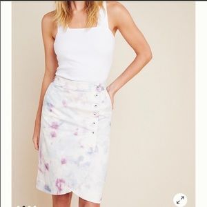 Anthropologie Tie Dye Skirt Size 2 EUC button front with front and back …